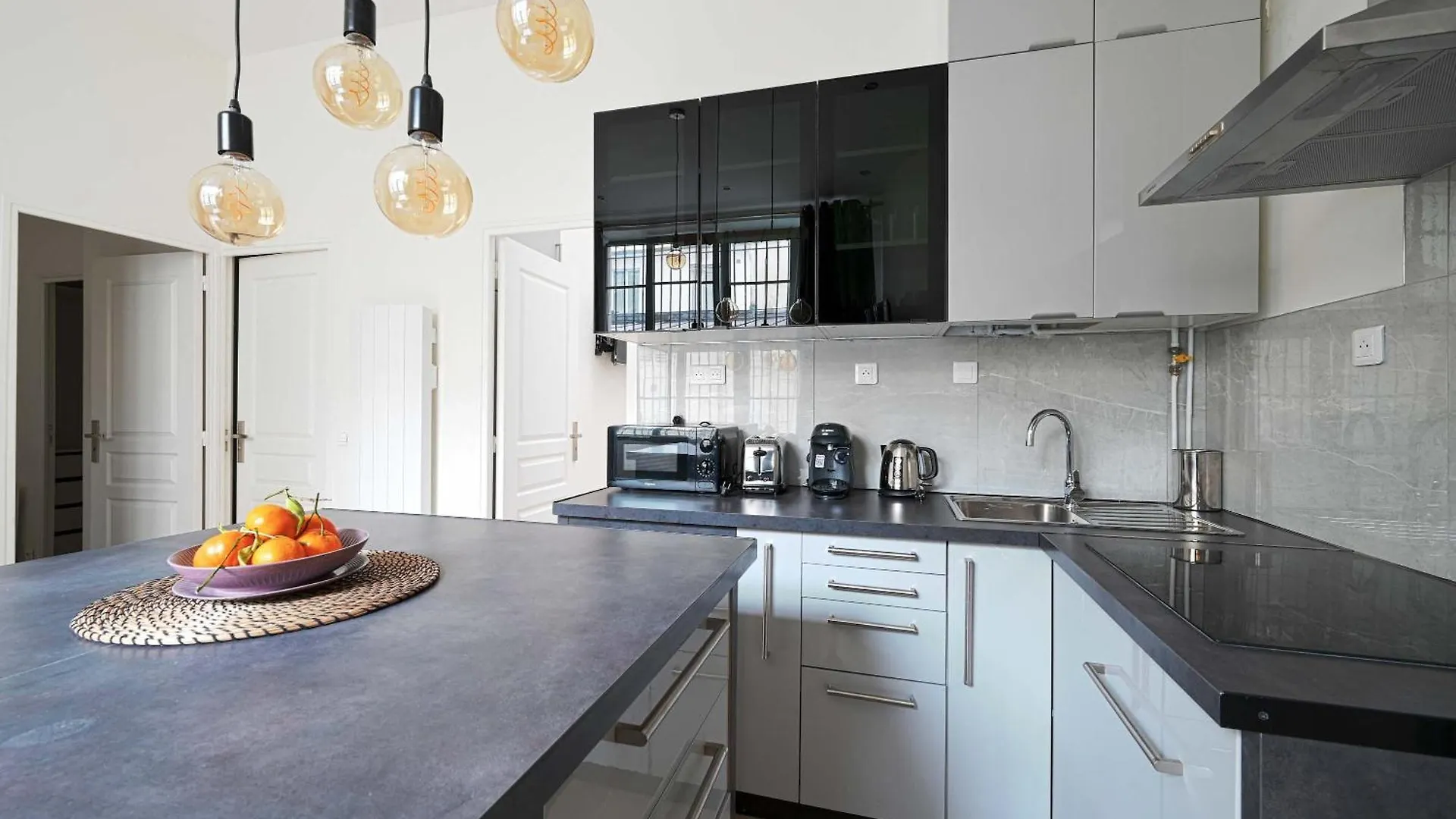 Bel Appartement Buttes-Chaumont Париж 0*,  Франция